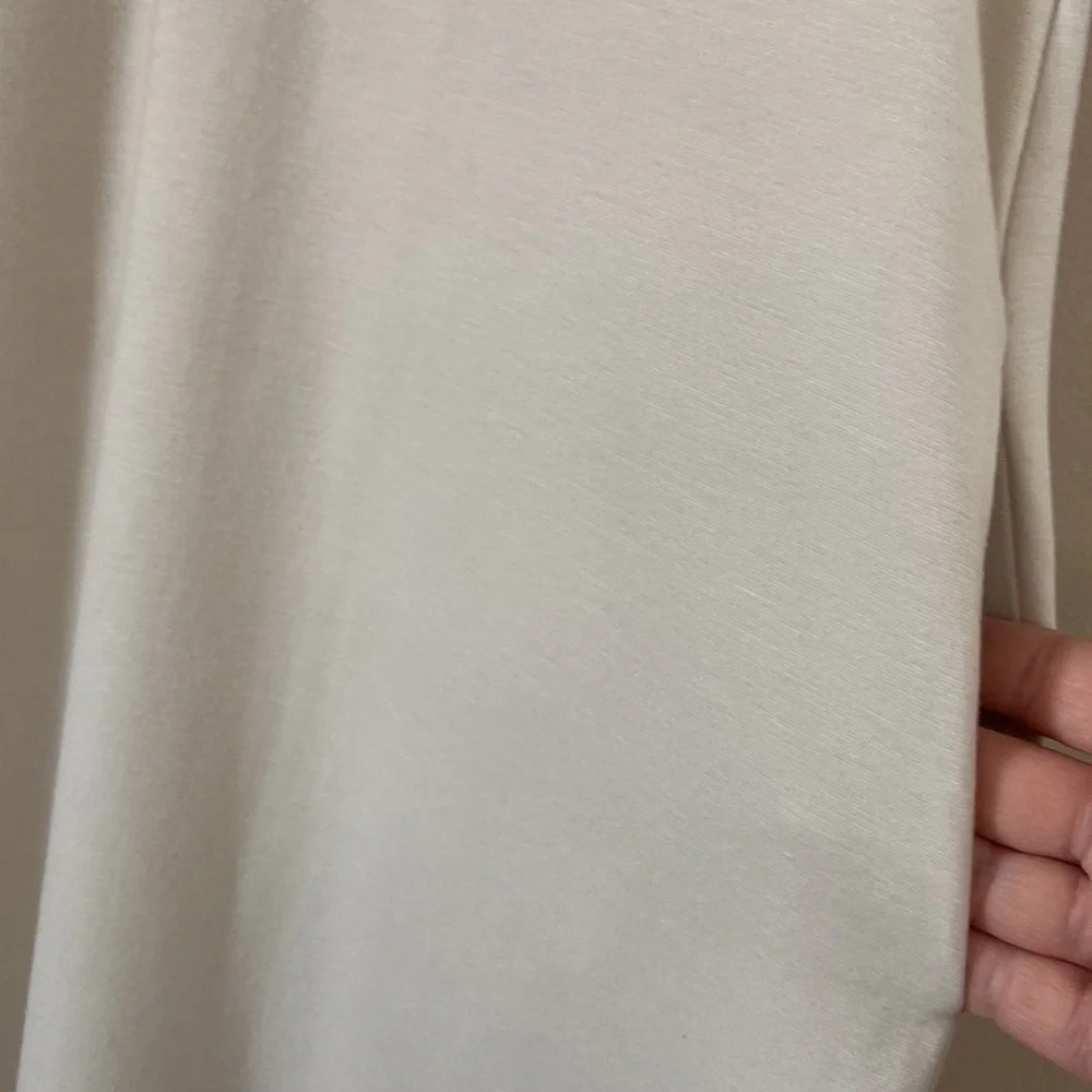 Harris Wharf London - V-neck Ivory Midi Dress - Picture 5 of 10